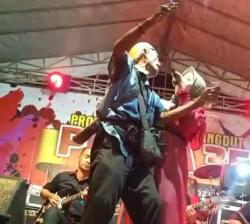 Viral! Pengamen di Probolinggo Sawer Penyanyi Dangdut