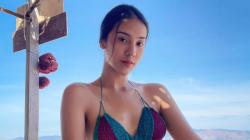 SEXYY...7 Potret Anya Geraldine Liveaboard di Labuan Bajo, Seksi Pakai Bra hingga Mandi Busa!