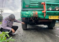 Tabrakan Truk VS Honda Beat, 1 Tewas, Supir Melarikan Diri