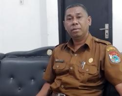Kepala Dinas PMD Sumba Timur Bantah Persulit Pencairan Dana Desa Watumbelar