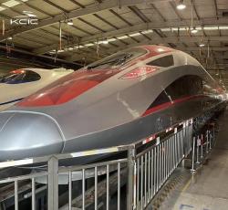 Hadiah Spesial HUT Kemerdekaan RI, Ada 12 Rangkaian Kereta Cepat Jakarta-Bandung