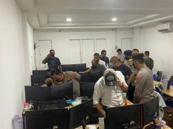 Polisi Gerebek Operator Judi Online Terbesar di Sumut