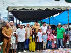 Sebanyak 400 Anak Yatim Dapat Santunan dari Bupati Mandailing Natal