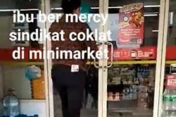 Pegawai Alfamart Terancam UU ITE Usai Tangkap Basah Emak-Emak Curi Cokelat, Begini Kronologisnya