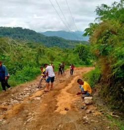 HUT Kemerdekaan, Infrastruktur Jalan di Matim NTT Dibiarkan Belum Merdeka