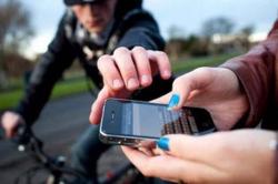 Handphone Dijambret, Hendak Dijual demi Kebutuhan Ibunya Perempuan di Manggarai