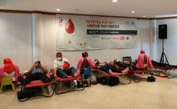 Semarakkan HUT RI ke 77, Hotel Santika Premiere Semarang Gelar Donor Darah