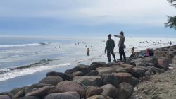 Seorang Siswi Meninggal Dunia Terseret Gelombang Saat Mandi di Pantai Mantak Tari Sigli