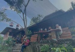 Rileks, Dimanjakan Udara Sejuk dan Panorama Indah Sambil Santap Kuliner di Area Wisata Danau Malang