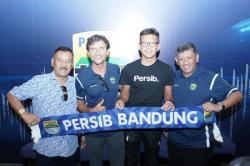 Ini Alasan Luis Milla Mau Melatih Persib Bandung