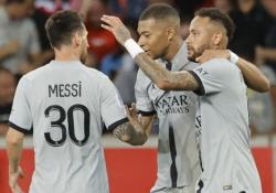 Trio MNM Tampil Menggila,  Paris Saint-Germain Pesta 7 Gol