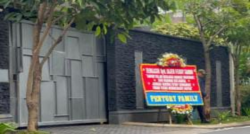 Datang Karangan Bunga di Rumah Ferdy Sambo, Begini Isinya!