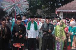 Saat Boy Rafli, Cicit Penulis Novel Si Doel Anak Betawi Hadiri Acara Budaya Betawi di Pondok Gede