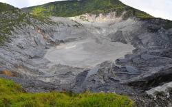 Pakar Geologi Ungkap Genetika Gunung Tangkuban Parahu Lewat Legenda Sangkuriang