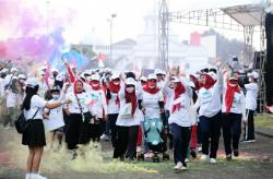 Krisyanto Zamrud dan Obbie Mesakh Tampil di Family Fun Walk Perayaan HUT RI Warga Legenda Wisata