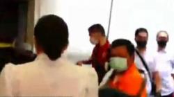 Ini Momen Putri hingga Kuat Ma'ruf Masuk Rumah Dinas Ferdy Sambo, Saat Rekonstruksi di Duren Tiga