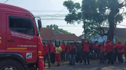 Sopir Truk Tangki Pertamina di Tasikmalaya Mogok Kerja Selama 3 Hari, Ini Tuntutannya