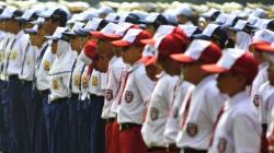 Seragam Sekolah Gratis Bagi Pelajar SD dan SMP Didistribusikan Akhir September ini