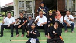 Bapak Pencak Silat Dunia Dapat Penghargaan KONI 