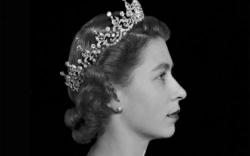 Ini 5 Rahasia Wajah Cantik Ratu Elizabeth II yang Bikin Awet Muda