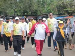Senam Gurilapss Diluncurkan, Ribuan Warga Sukabumi Bersukaria