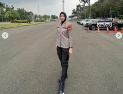 Penampilan  AKP Rita Yuliana Makin Bening!  Berhijab dan Pakai Baju Dinas Reskrim Polda Metro Jaya