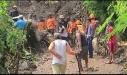 Longsor di Brebes Akses Warga Terputus