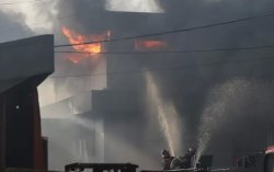 Waduh! Gudang JNE di Cimanggis Depok Terbakar, Diduga Ini Penyebabnya