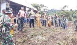 Jaga Ketahanan Pangan, Kodim 1414/Tator Tanam Bibit Jagung 20 Kg bersama Warga di Malimbong Balepe'