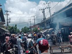 BBM Naik,  Kios Bensin di Banyuwangi Ludes Terbakar