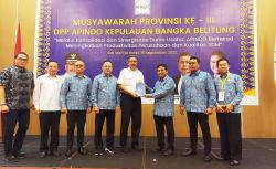 Ridwan Minta DPP Apindo Babel Menciptakan Hubungan Industrial yang Harmonis