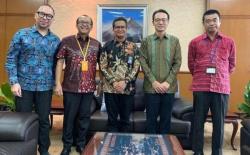 Usai Bahas Pariwisata, Duta Besar Jepang Kenji Kanasugi Ingin Kunjungi Danau Toba