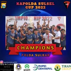 Tim Polda Sulbar FC boyong trophy juara Kapolda Sulsel cup 2022