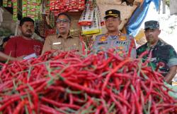 Tim Gabungan Sidak Harga di Pasar Tradisional Meulaboh Pasca Kenaikan BBM