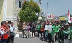 Ojol Tegal Gelar Demo, ini Tuntutannya