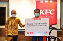 Bantu Pendidikan Anak Pedalaman, KFC Indonesia Serahkan Donasi Kepada Yayasan 1000 Guru