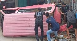 Beginilah Kronologi Tabrakan Maut Mobil vs Angkot di Sukabumi Akibatkan 3 Orang Tewas