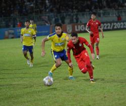 Ditahan Imbang Gresik United, PSCS Gagal Raih Poin Penuh di Kandang 