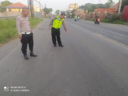 Bawa Motor Pakai Headset, Pengendara Tewas Ditabrak Truk di Jalan Raya Serang Cilegon