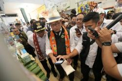 Ridwan Kamil Apresiasi Digitalisasi Pasar Tradisional Sukatani Depok 