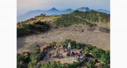 Misteri Pasar Setan di Gunung Lawu hingga Transaksi Jual Beli yang Harus Dipatuhi