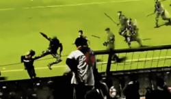 Tendangan 'Kungfu Hustle' Oknum Aparat di Stadion Kanjuruhan Gegerkan Jagat Maya