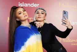 Keren! Patung Lilin Agnez Mo Tampil di Madame Tussauds Singapura