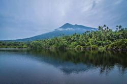 Fakta dan Mitos Danau Tolire, Diyakini Memiliki Asal Usul yang Mengerikan