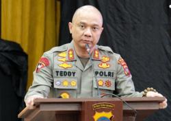 Irjen Teddy Minahasa Putra Jabat Kapolda Jatim