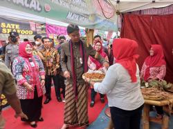 Resmikan MPP Srikandi, Ganjar : Permudah Izin Usaha di Grobogan