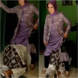 Unik! Pengantin Pria Melewati Selangkangan Ibunya, Tradisi Nyono Khas Madura