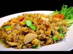 Yuk Bikin Nasi Goreng Petai, Asik Banget Hingga Lidah Enggan Bergoyang