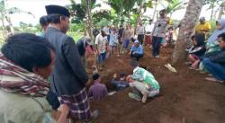 3 Korban Tewas Longsor di Caringin Sukabumi Dimakamkan, 1 Peleton Polisi Bersihkan Lokasi 