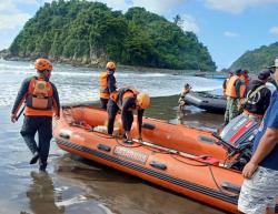 Warga Banyuwangi Hilang di Pantai Selatan, Rekannya Panik